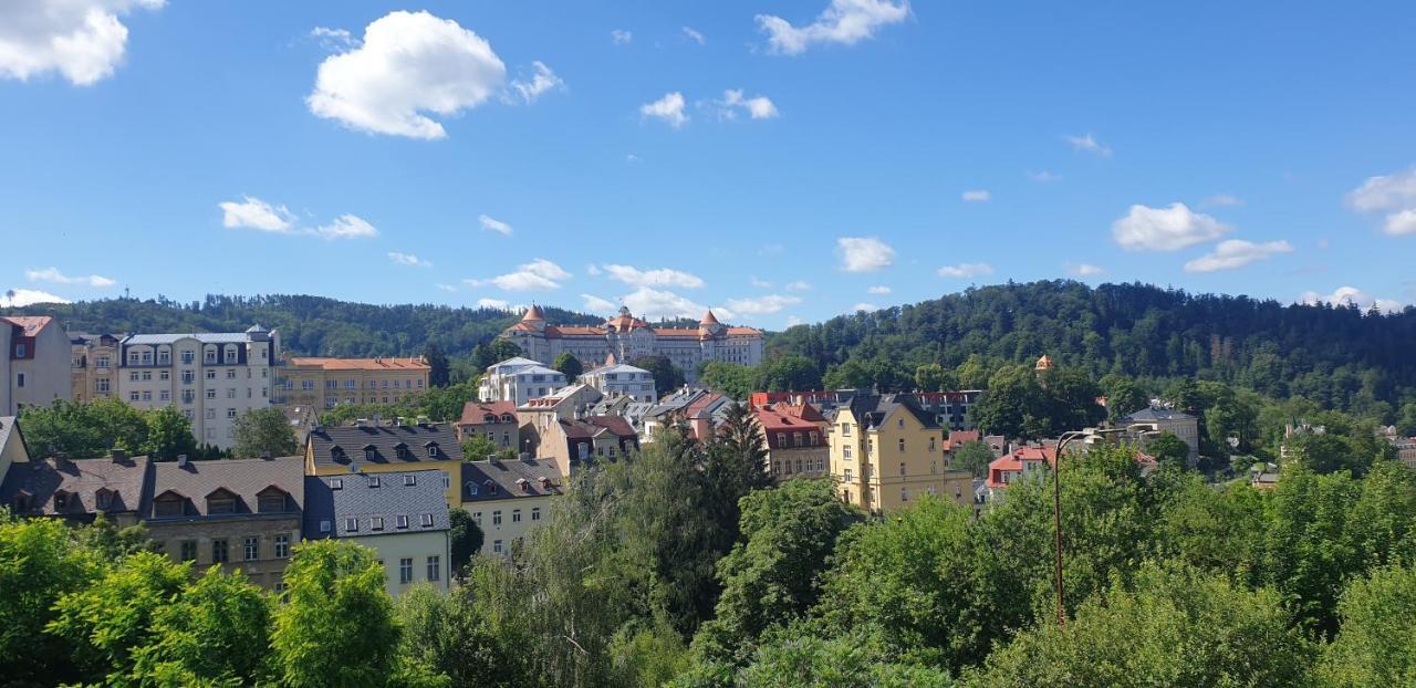 App Karlovy Vary Esterno foto